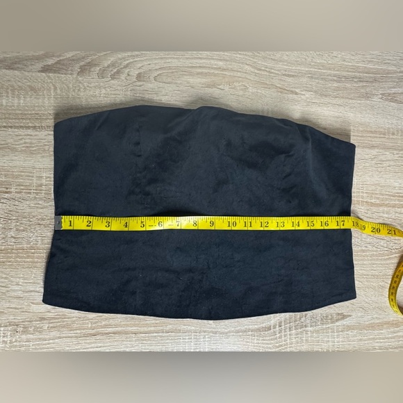Gap Size L Black Velvet Crop Tube Top - Picture 5 of 12